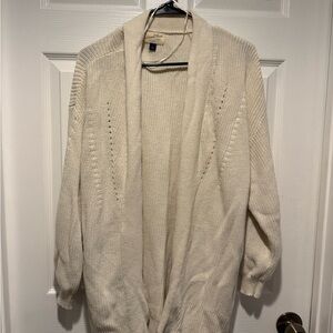 Universal Thread Women’s Cream Open Front Cardigan